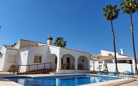 Zenia Hostel