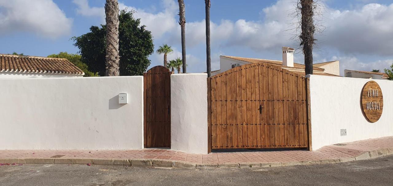 Zenia Hostel Playa Flamenca Exterior photo
