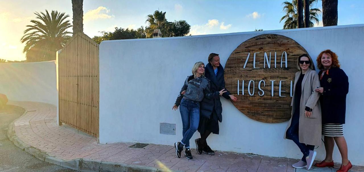 Zenia Hostel Playa Flamenca Exterior photo